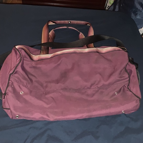 Victoria Secret Pink Duffle Bag - Picture 4 of 7